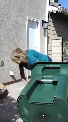Trash day was a trash day 😣 #afv #fail #funnyvideos