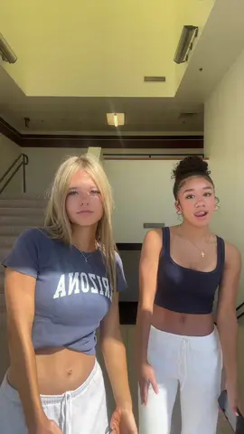 the teacher #viraltiktok #18 #relatable #dance