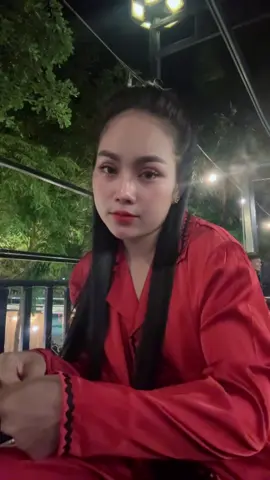 ខ្ញុំចង់ទៅតាមលោក😁