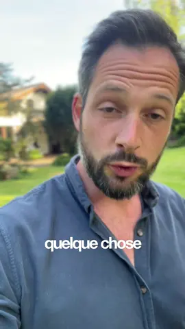 Tu crois chercher la liberté. Mais ce que tu veux vraiment, c’est fuir ta propre prison intérieure. On te vend l’entrepreneuriat comme le chemin vers la liberté financière. Mais personne ne te dit que ça peut aussi devenir une cage dorée. Tu gagnes plus. Tu bosses plus. Tu t’épuises plus. Et tu te rends compte que t’es libre sur ton agenda… Mais pas dans ta tête. Pas dans ton cœur. La vraie liberté commence quand tu fais le ménage en toi. Pas quand tu montes un business. Et surtout pas quand tu cherches à prouver quoi que ce soit au monde. Libère-toi de l’illusion. Et là, tu pourras vraiment servir. Vraiment aimer. Vraiment vivre. #libertefinanciere 