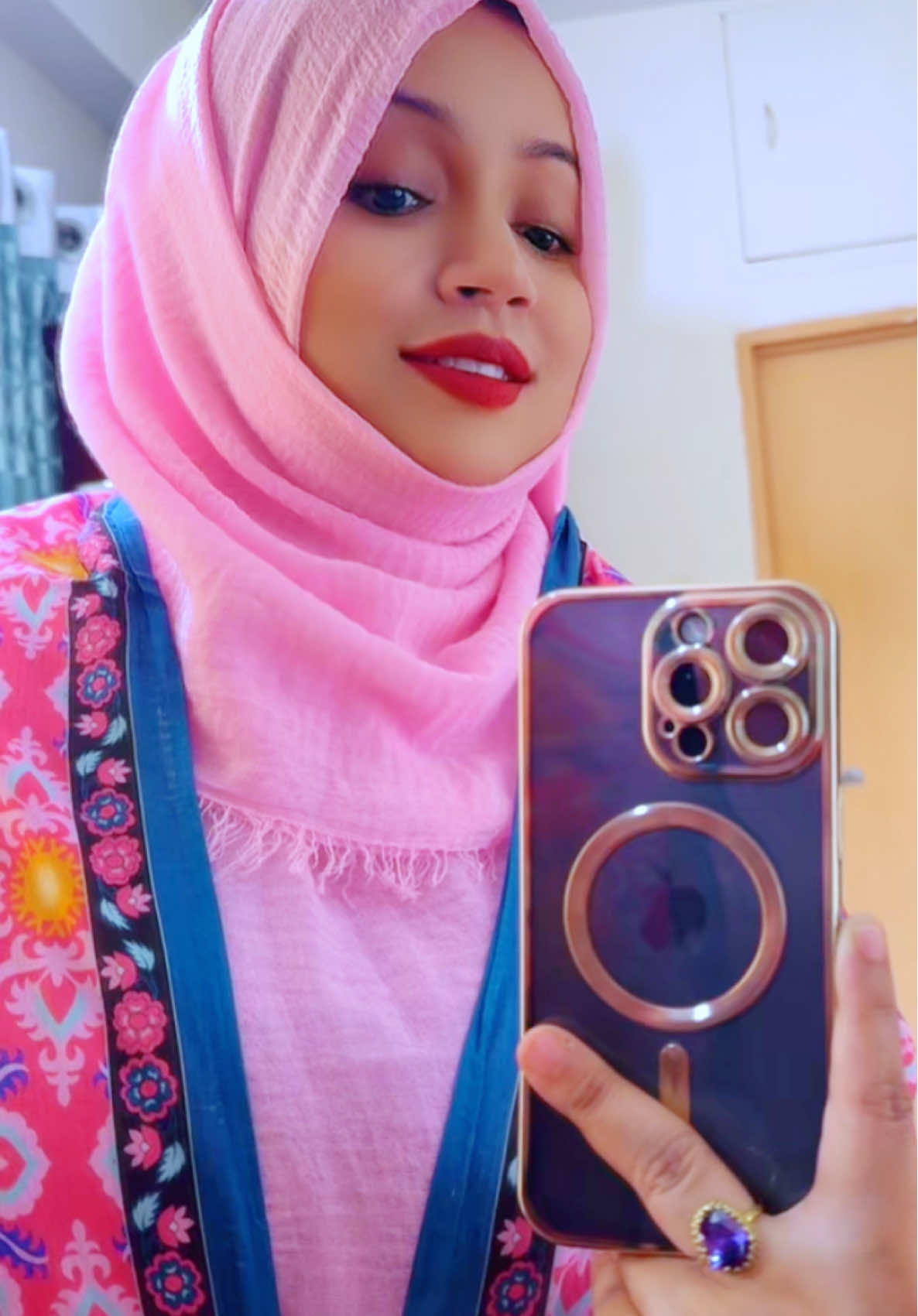 #mirrorselfie #tiktokviral #duet #unfreezemyaccount #fyp #popular #foryoupage #trending #foryou 