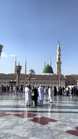 صلوا عليه ﷺ #صلوا_على_رسول_الله #صلى_الله_عليه_وسلم #المدينة_المنورة #الحمدلله_دائماً_وابداً #مديح_سوداني #السعودية 