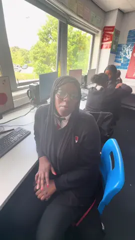 #passingthephone #school 