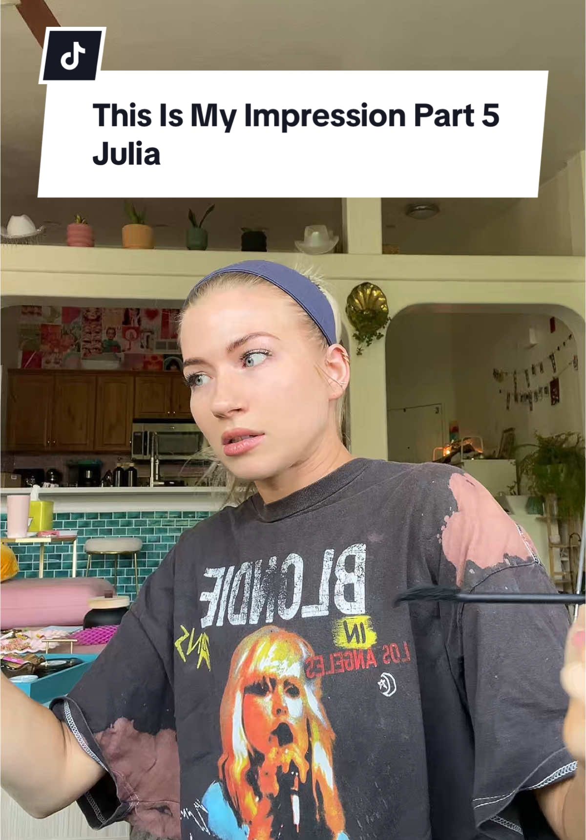 Replying to @Natalie and Ollie Send this to a Julia in your life that needs to calm tf down ☺️  • • #utah #ut #tiktok #fyp #trending #impression #thisismyimpressionof #sisters 