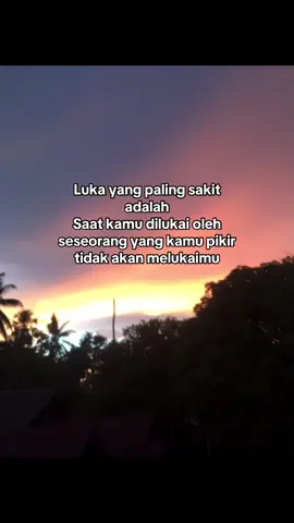 #😌🎧 @Inaaa🥀 #bolliwood_song #berandatiktok #fyppp #selfreminderquotes #senjaaa 