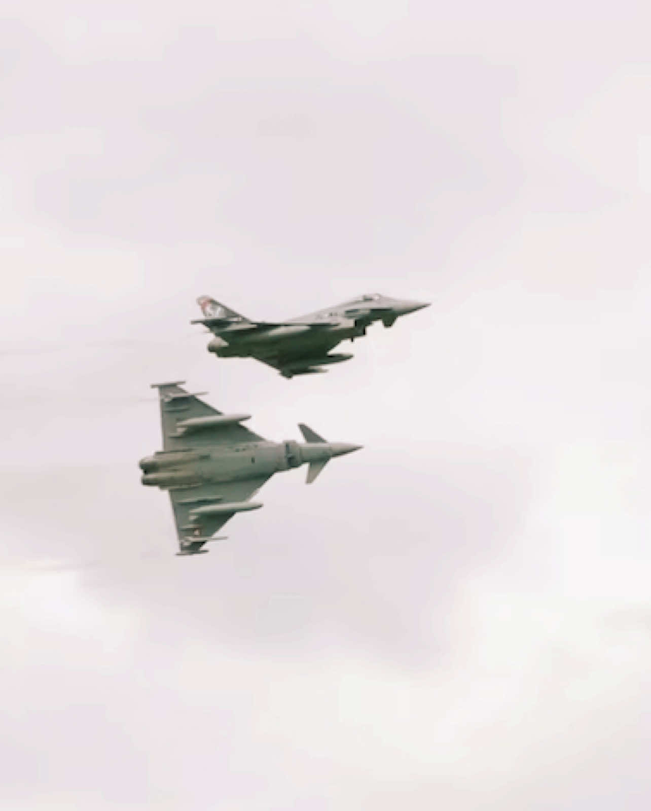 Airplane show #creatorsearchinsights #airshow #1millionaudition #trending #viral #foryou #pakistani_tik_tok_lovers🔥🔥 