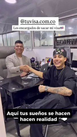 ✈️✅ @ELGOMEZ ya tiene su visa americana aprobada Y todo gracias a la asesoría de TuVisa.com.co 💼🇺🇸 . . #visas #usa #tramites #tramitesmigratorios #greencard #visaamericana #reelsinstagram #asesorialegal #villavicenciometa #redessociales #viajesyturismo #bogotacity #trámites #viajesinolvidables #servicioslegales #equipoprofesional #visaservices #bogotacolombia #visaestadosunidos #visaamericana #visaamericana🇺🇸 #visaturismo #embajadaamericana #tramitedevisas #greencard #eeuu #visaaprobada🇺🇸 #gestionatuvisa