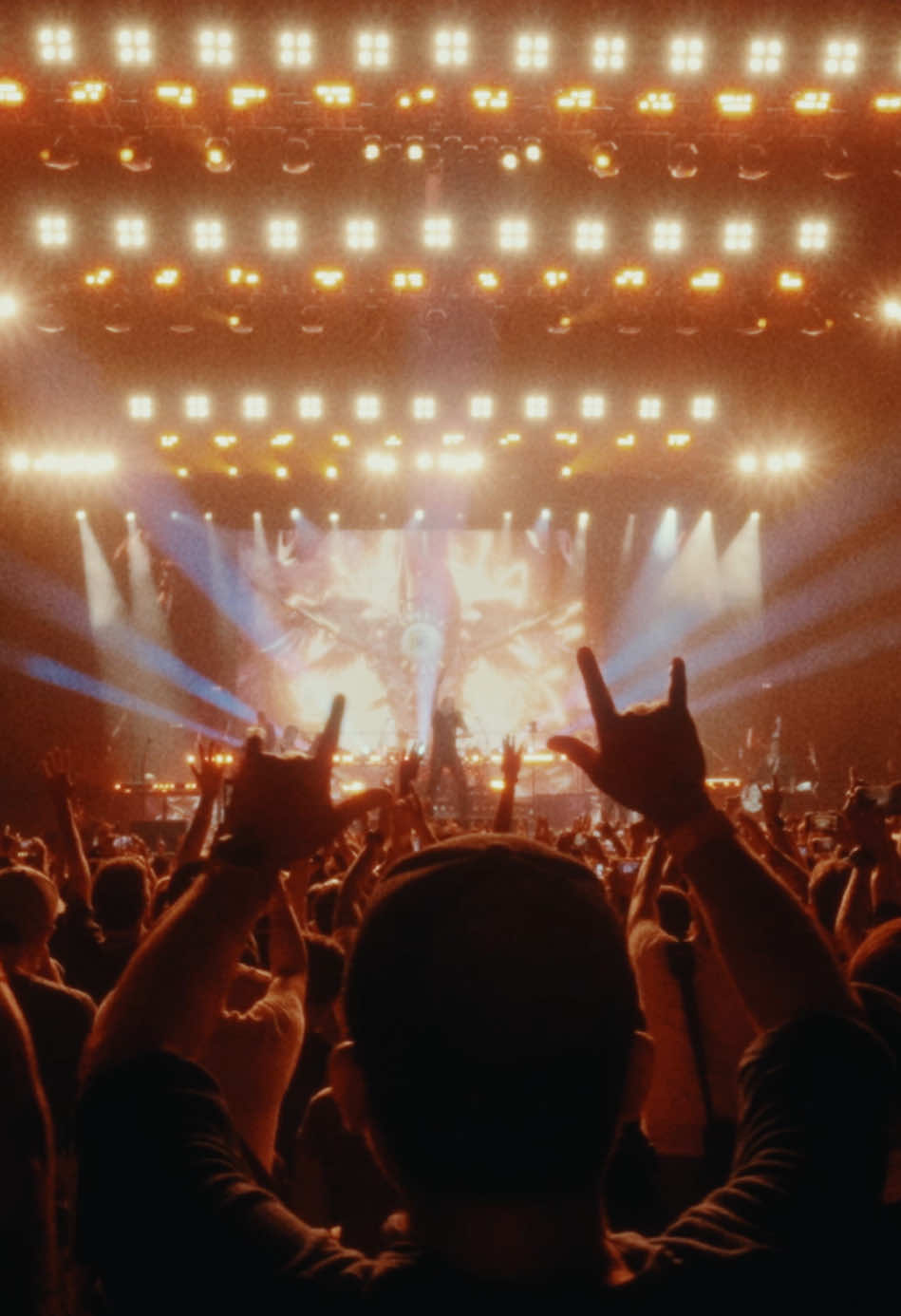Like no other! Thank you for having us, Bangkok. #gunsnroses 