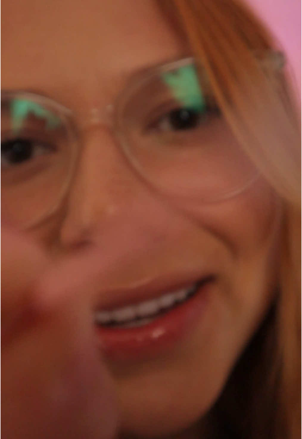 Pst pst.. tienes algo en tu ojito 👁️  - #creatorsearchinsights #asmrespañol #asmrtiktok #asmrrelax #atencionpersonal #asmrsoftspoken #cuidadopersonal #roleplay #asmrroleplay 