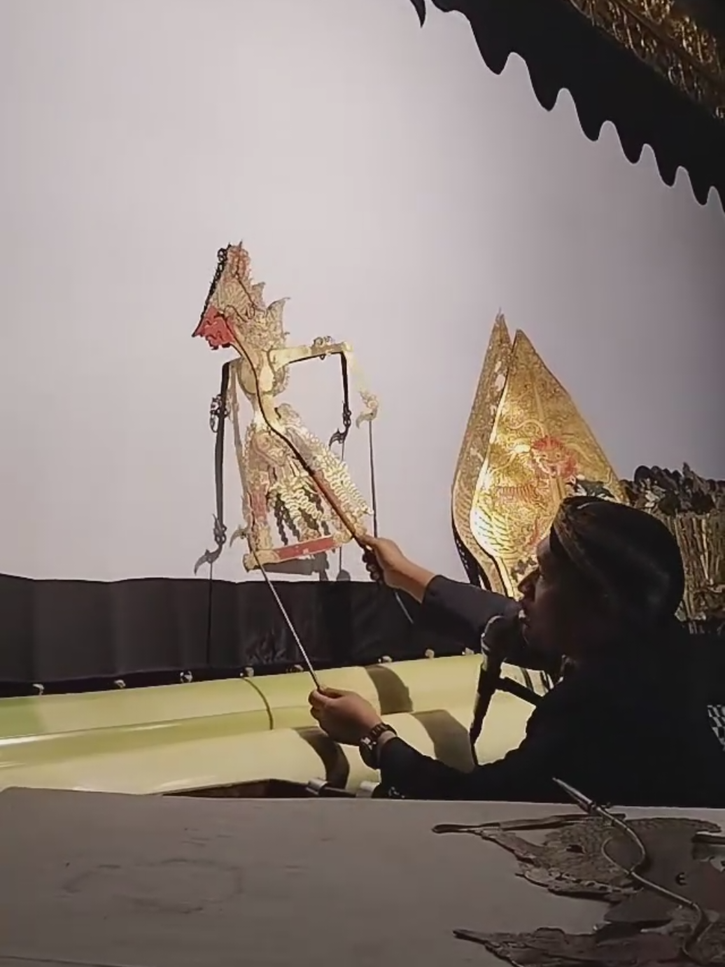 #wayang #wayangkulit #kihendro #hendrosuryokartiko #kihendrosuryokartiko #margalangit #yayasanmargalangit #budaya 