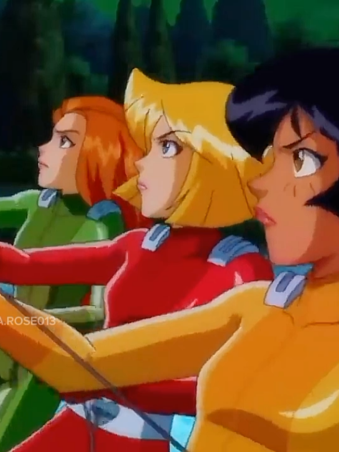 💋 . . #clover #trend #edit #totallyspies #alex #jerry #alex #blonde #redhaired  #brunette #girls #diva 