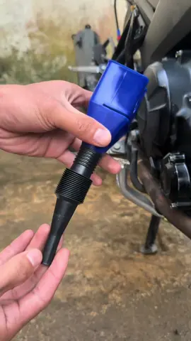 Gamit na gamit sa pag chachange oil mga lodi🫡 #telescopicfunnelhoserefueling #hoserefuelingoil #telescopichoserefueling #fyp #fypage #fyppppppppppppppppppppppp #foryou #foryoupage #everyone #viral 