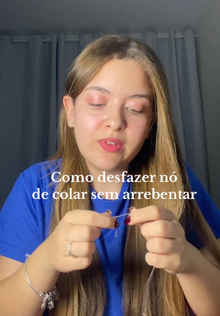 Essa dica pode salvar sua correntinha🌟 Já salva esse vídeo pra não esquecer! #comodesfazernodecorrente  #colares #correnteprata925 #colarprata925 #acessoriosfemininos #acessorios 