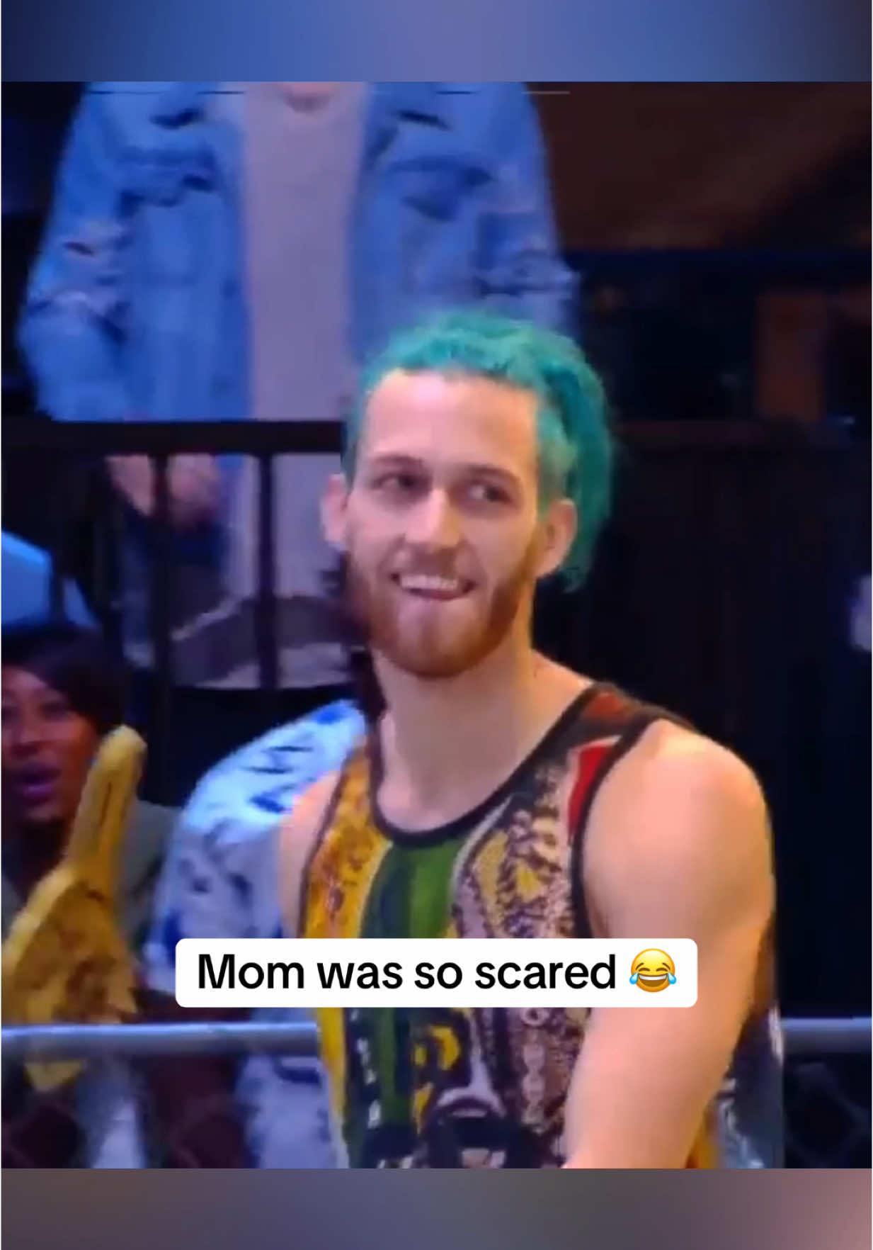 How to scare your mom lol. 