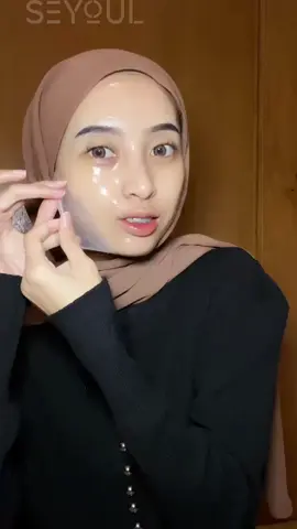 Setelah dikelupas, kulit langsung tampak lebih cerah loh! 20 menit relaksasi bikin kulit terasa bersih dan halus banget. Ini langkah wajib di skincare routine mingguan aku. 👉 Kamu wajib coba sendiri biar tahu sensasinya! #seyoulindonesia #wrappingmask #peeloffmask #collagenmask #glowyskin