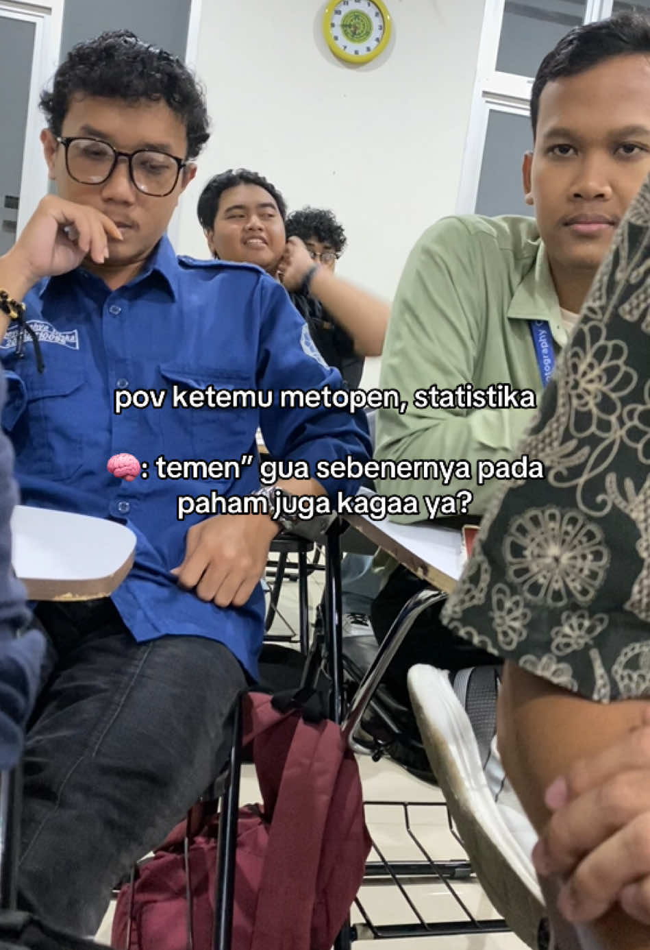 ajarin dong pliiiss!!#masukberanda #fypシ゚ #mahasiswa #tugas #pov 