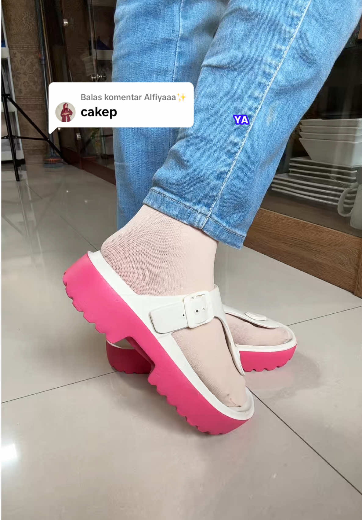 Membalas @Alfiyaaa✨ Sandal jepit wanita dari Buenor,  auto lebih tinggi pake sandal ini, tingginya 5cm bahannya rubber eva, lentur, empuk, ringan dan antilicin, awet tahunan lho, harga murcee bangettt, dipakenya nyaman benerrr, dan keren ya ,cocok buat saily, pilih warna di keranjang kuning ya#sandaljepit #wedgesjepit #wedgeswanita #sandalwedgeswanita #wedgeswanitakekinian #sandalempuk #sandalnagitaslavina #fypage #berita #diskon #diskontiktokshop #gratis #gratisongkir #gratisan #beritatiktok #beritaviral #fyppppppppppppppppppppppp #fypdonggggggg #fypgakni #fyp #fypp #fypdong #fypp #tiktok #tiktokviral #tiktoknews #promo #barangunik #barang #abcxyz #abc #shop #shopping #murah #murahbanget #murahmeriah 