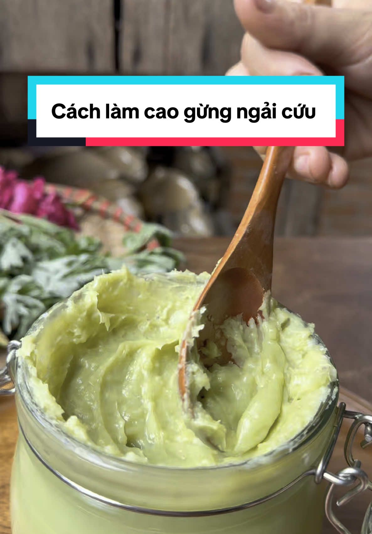 “Chịu khó đun gừng, ngải cứu với thứ này, bạn sẽ có ngay hũ cao cô đặc dùng cho cả năm 