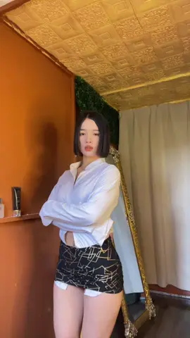 ធុញណាស់នៅតែក្នុងបន្ទប🥹
