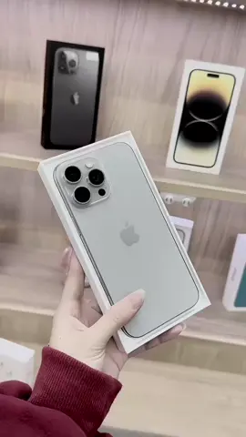 - Đã là bản VN/A lại còn mới 3lần xạc ... #iphone #16promax 