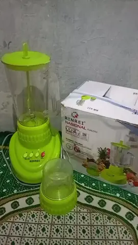 Blender Rinrei 2in1 ini harganya cuma 100rb aja,yuk yang suka bikin jus gercepin harus punya sih! #blender #rinrei #blendermurah #kebutuhandapur 
