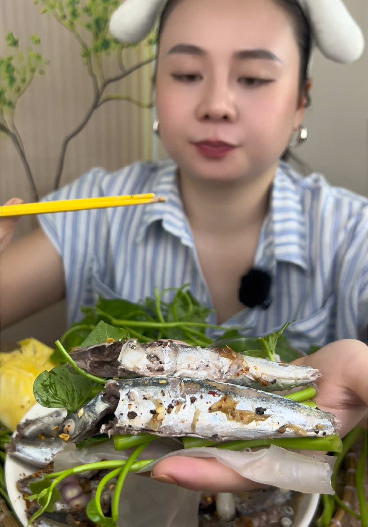 Cá nục cuốn rau muống sống ngon nha#diemlinhmukbang #diemlinh 