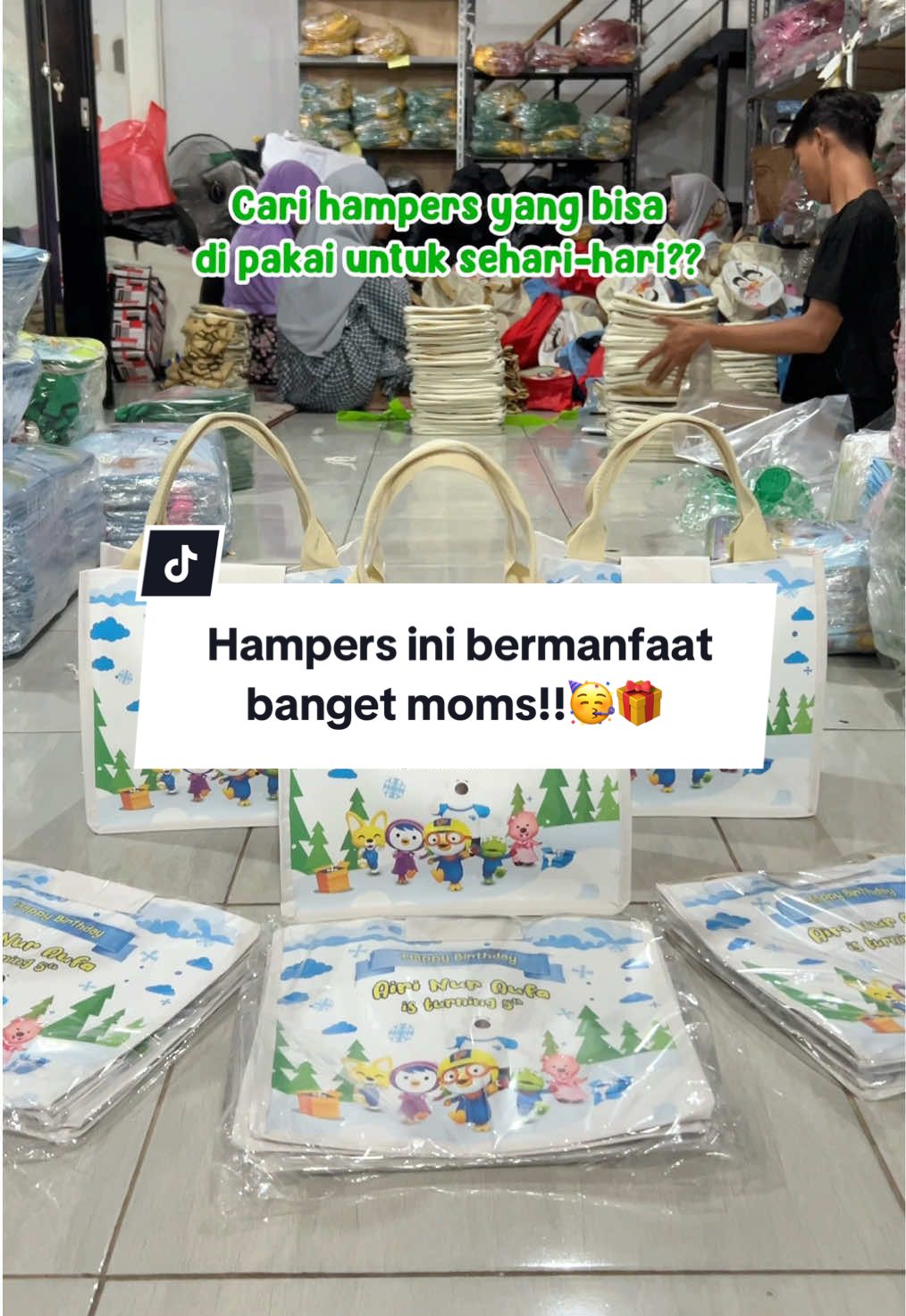 Bermanfaat banget bag ini, auto kepakai moms🥳 #hampers #ulangtahun #birthday #tasulangtahun #souvenirultah #souvenirultah #souvenircustom #souvenirmurah 