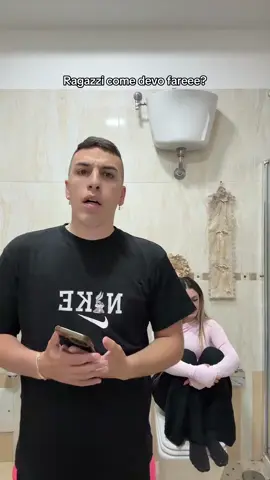Aiutatemiiii voi.