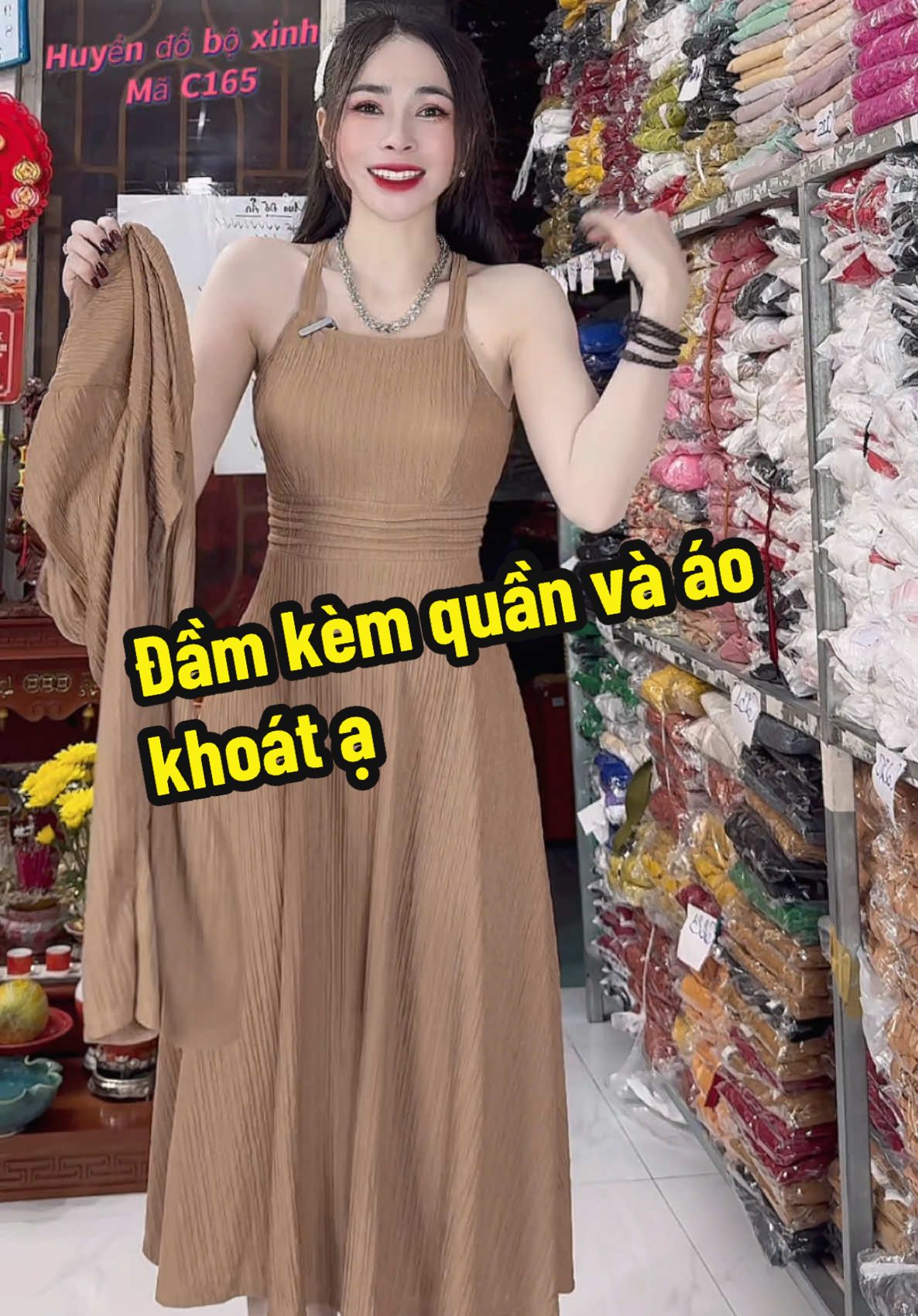 Đầm 3 món có quần và áo khoác ạ #huyendoboxinh #dobomacnha #hottrend #huyendoboxinhdep #tiktokahop #lenxuhuong #tiktok 