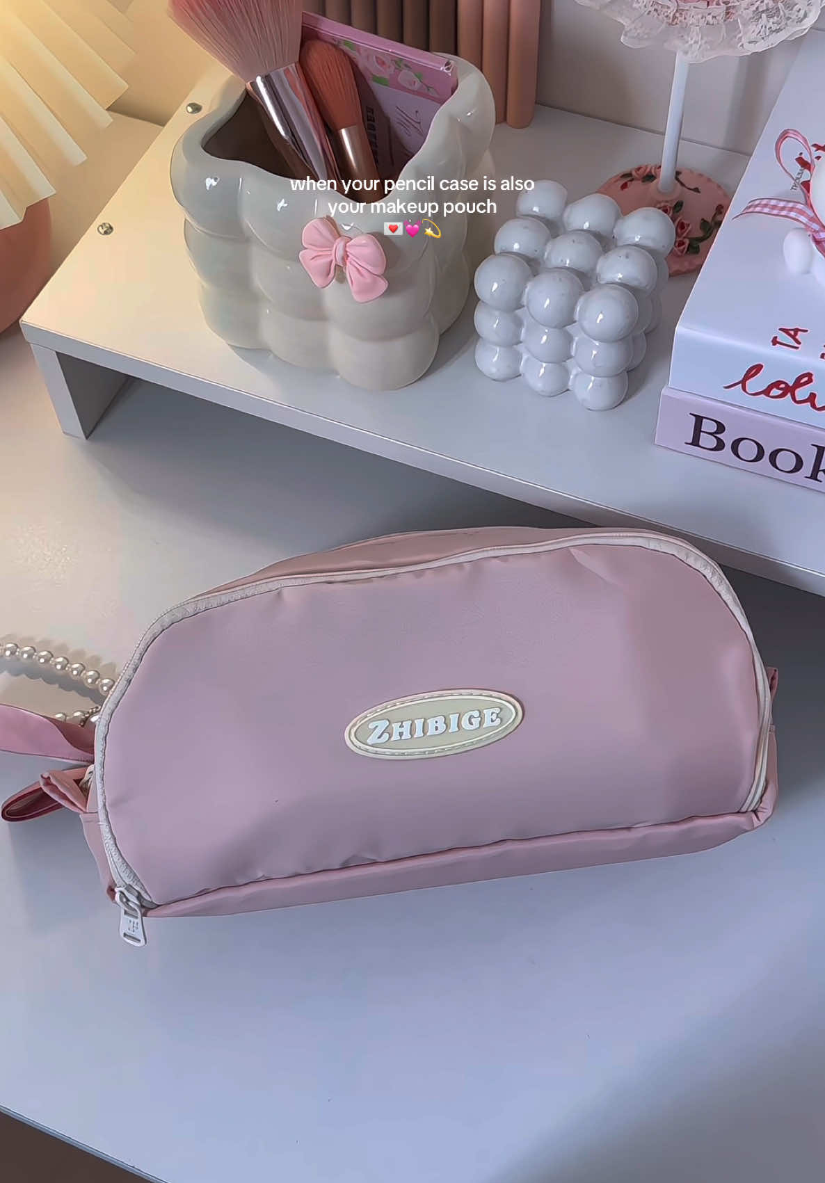 pencil case and makeup pouch in one💫😩 #fyp #pencilcase #makeuppouch #pouch #pouchmakeup #pouchbag #makeup #cosmeticbag #trending #schoolsupplies #backtoschool 