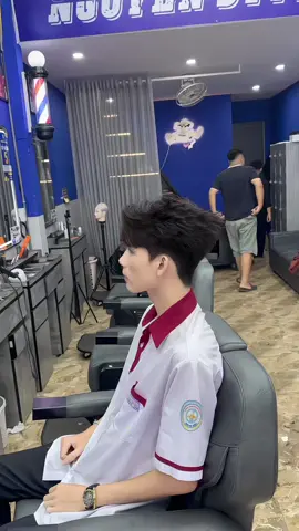 Side part texture cực cuốn cho học sinh 😍#tocnamdep #viraltiktok #haircut #xuhuongtiktok #ypfッ #nguyenstylis #bienhinh @Nguyên Stylis 