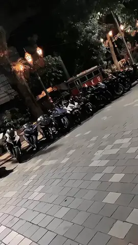 Mau disapa dong sama biker R15 solo riding yg ada di  Kota Malang👋🤘🤙 sini merapat rapatkan barisan🦁🔥 #r15 #malang #foryou #cinematic 