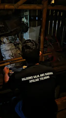 PALSUMU SAJA AKU BAHAGIA APALAGI TULUSMU#tshirt #kaosviral #troubleyoung #fyp 