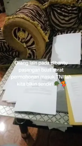 aku yo pengen juga  di bantu tapi siapa yang mau 🥵#casis #tiktokviral #fypシ゚ #msukberanda #greenscreen #beranda #tniindonesia🇮🇩 #berandatiktok #casistnipolri 