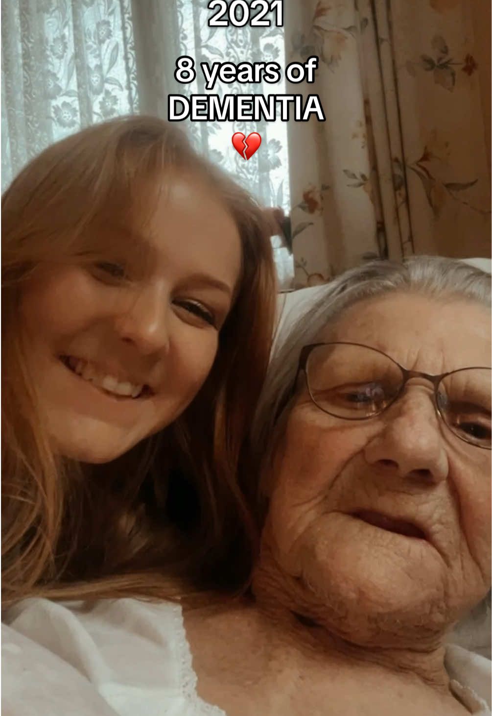 The 8 year progression of Dementia 🥺  It truly puts it into perspective when you see the decline throughout the years. You can see the way she fades away from the reality & slowly into her dementia world. 💔  ••••• @Dementia UK @Alzheimer’s Society @Alzheimer’s Research UK  ••••• #dementia #dementiaawareness #dementiacarer #caregiver #caregiveruk #dementiacaregiver #alzheimers #alzheimersawareness #alzheimersdisease #vasculardementia #alzheimerscaregiver #carehomeuk #familycaregiver #littlejess #littlejessandnan 