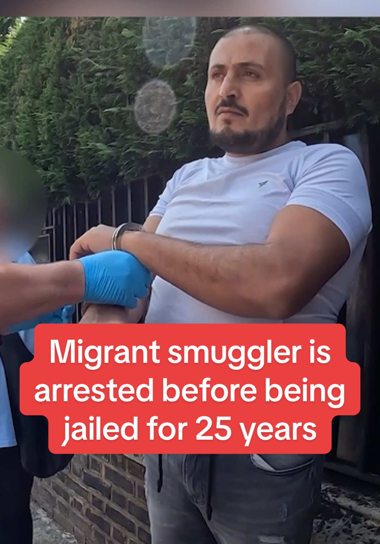 ⬆️CLICK THE LINK ABOVE TO LEARN MORE ⬆️  Migrant smuggIer is arrested before being jaiIed for 25 years