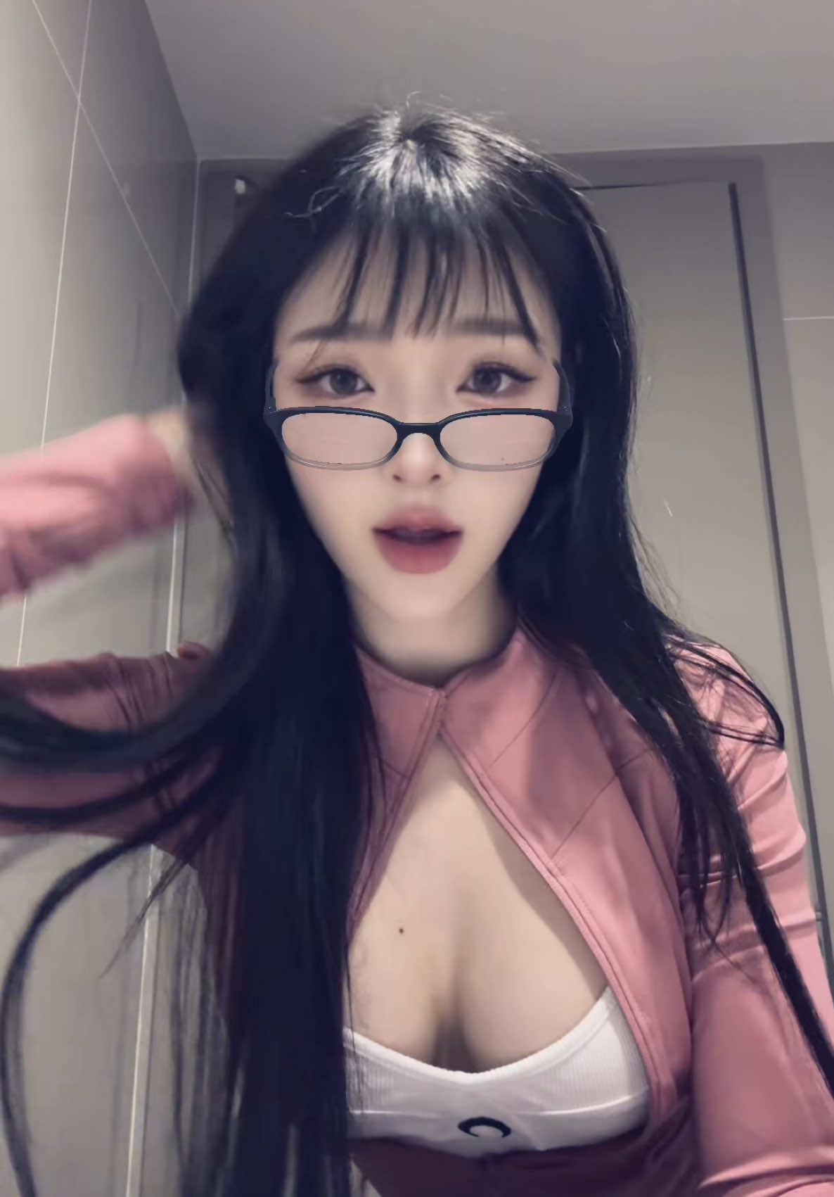 😝
