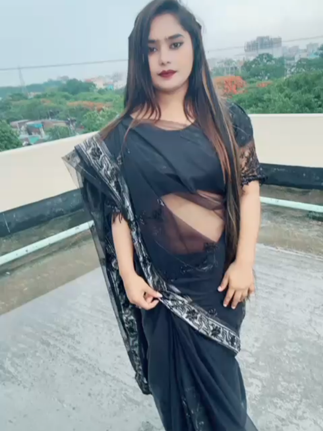 নরসিংদীর মেয়েরা যদি পড়ে শাড়ী 