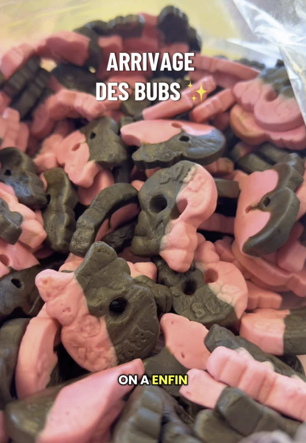 Retrouve tous nos bubs sur my-candyshop.com et profite de -15% avec notre code « TIKTOK15 » sur tout notre site ✨😍🤍  #bonbon #vrac #bub #candy 