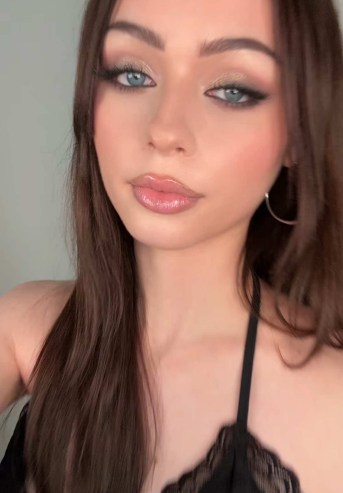 Makeup tutorial coming 🖤 