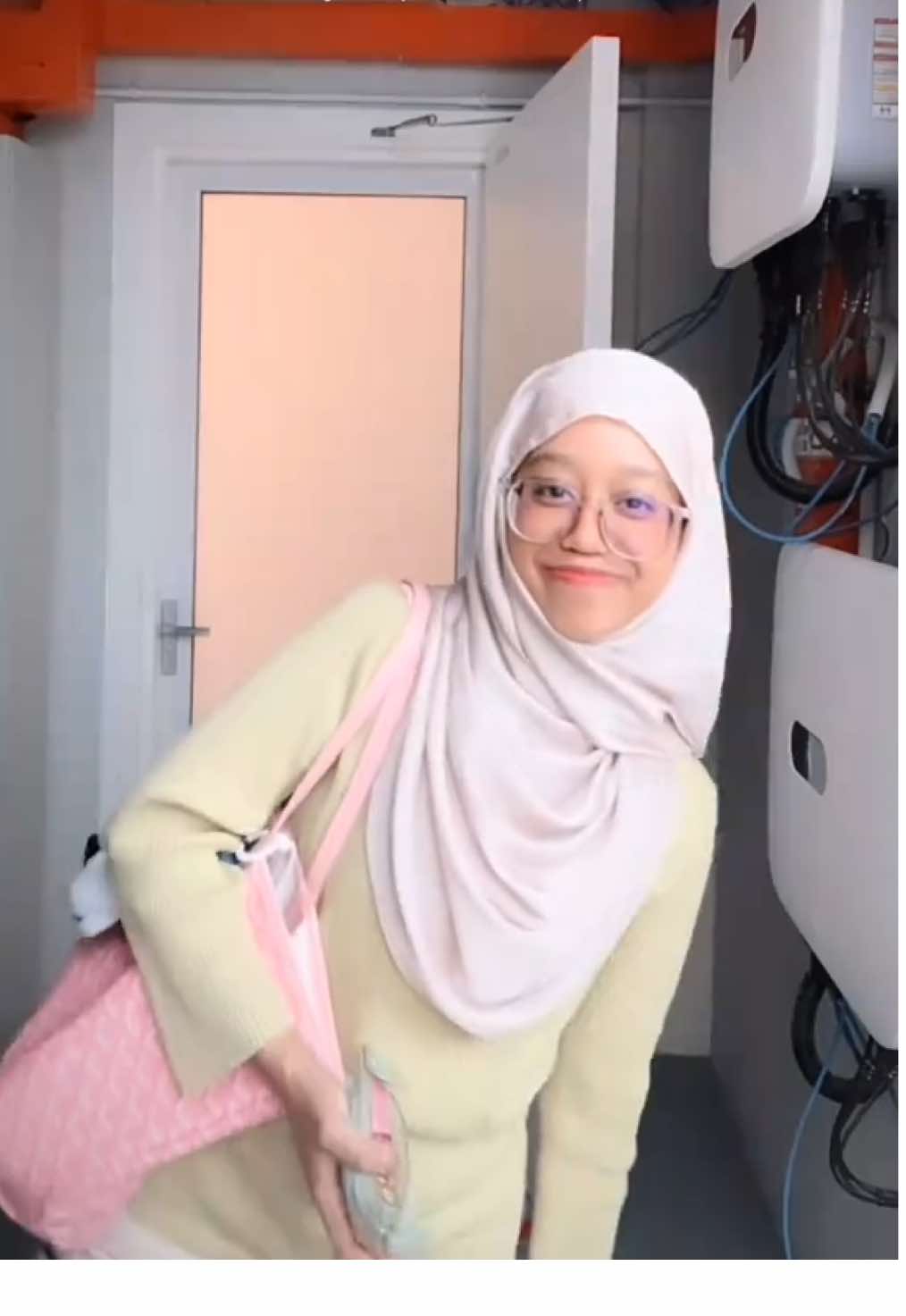 everyone in this trend so pretty and kiutt 🥺✨🫶🏻💘  #CapCut #fypシ゚ #fyppppppppppppppppppppppp 