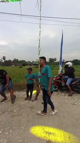 Crew ne @ak.audiopati  hobi tayub ngene😅 gayengno lekkk...#karnaval2025 #karnavalsoundsystem #soundhoreg #tayubpati #soundpati #sedekahbumi2025 #kaliombo #xbyzca 