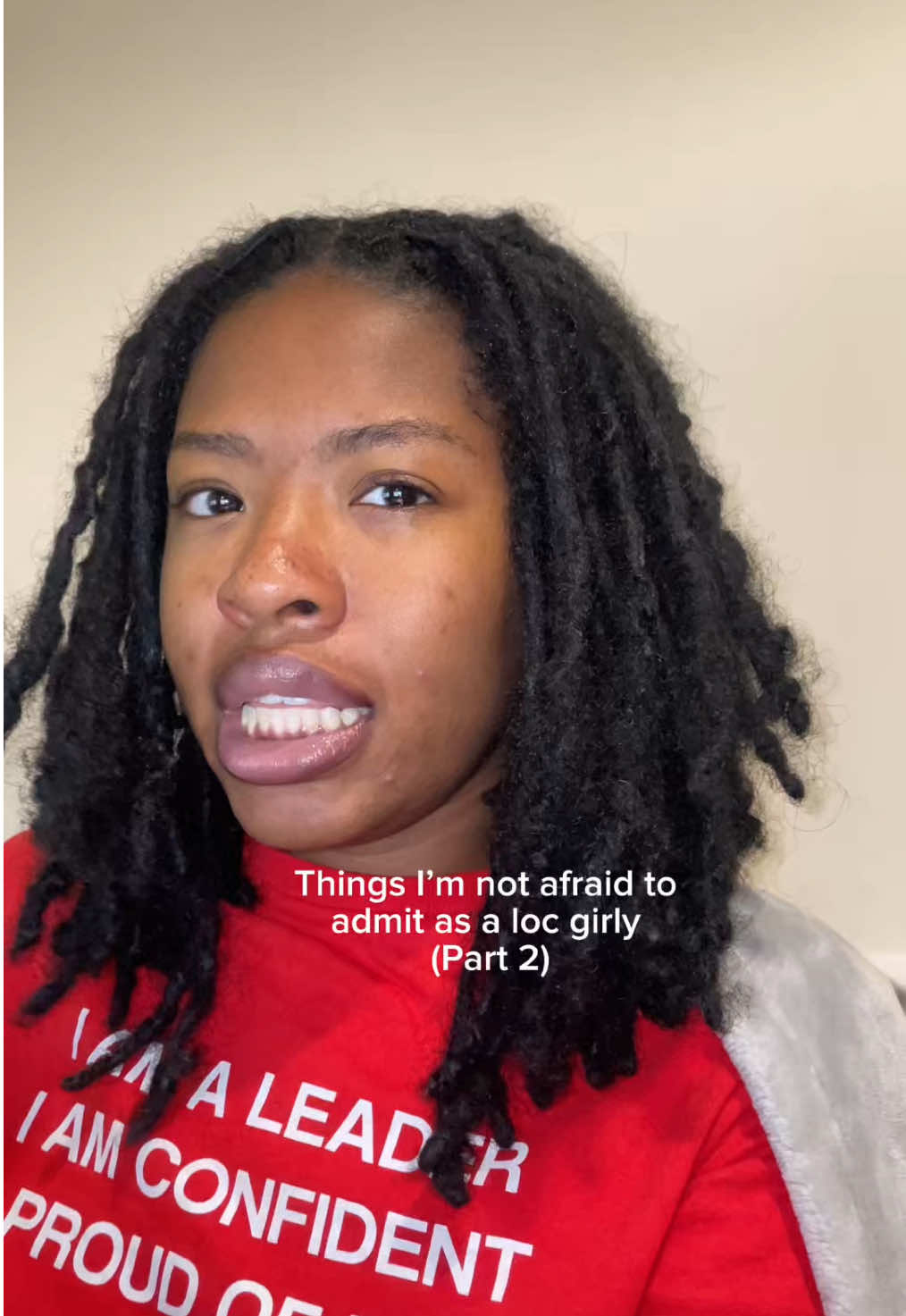Confessions of a loc girly. I’ll never be afraid to admit my unpopular (or popular) loc opinions #marleamarshey #locinfluencer #womenwithlocs #loctalk #loctalkwithlea #locstyles #locproblems #unpopularopinion #unpopularopinions 