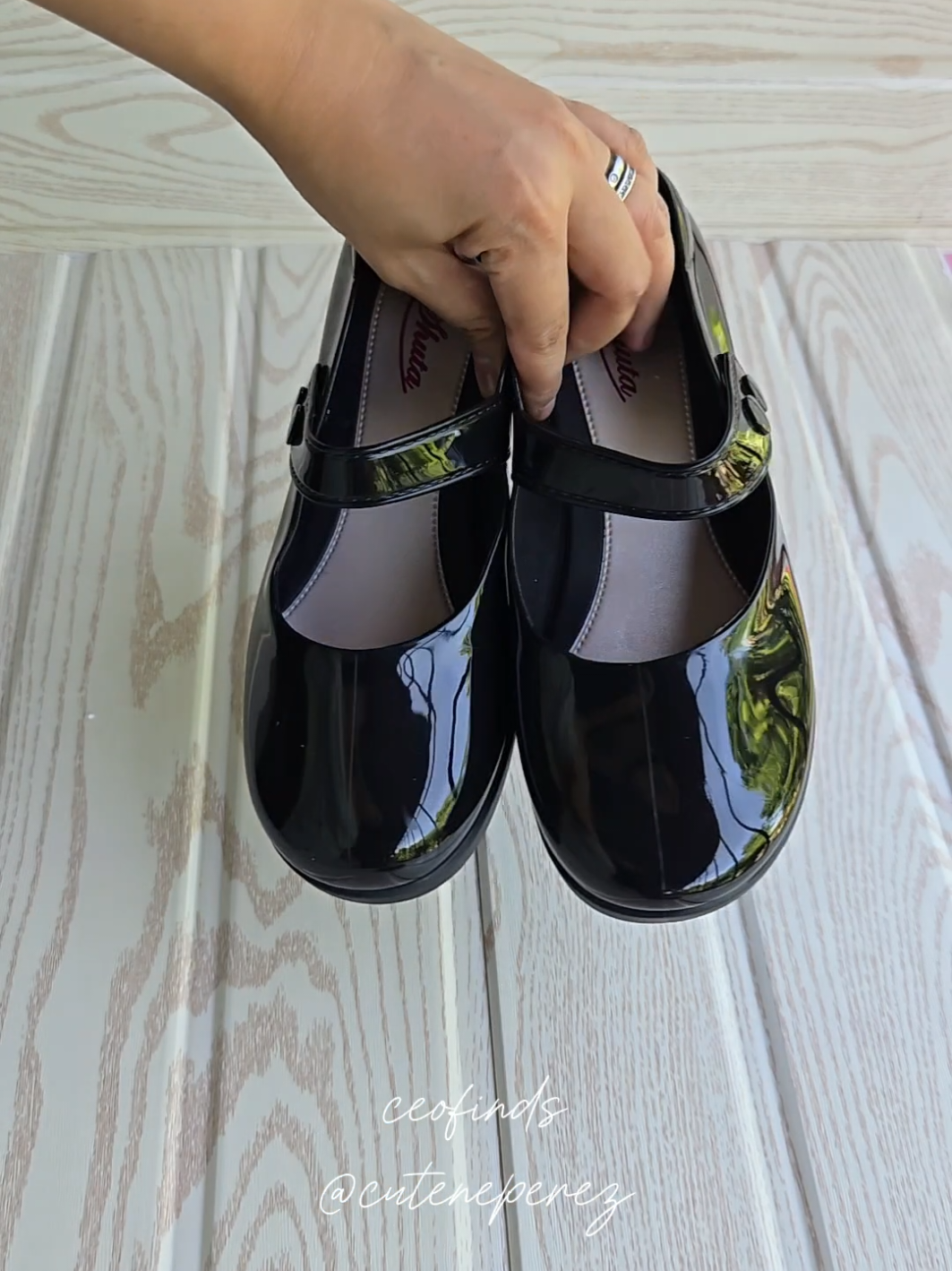 Matibay na black shoes ba ang hanap mo? Eto talaga ang subok na matibay very stylish pa 🥰💯 #blackshoesforkids #blackshoes #schoolshoes #shoesforkids 