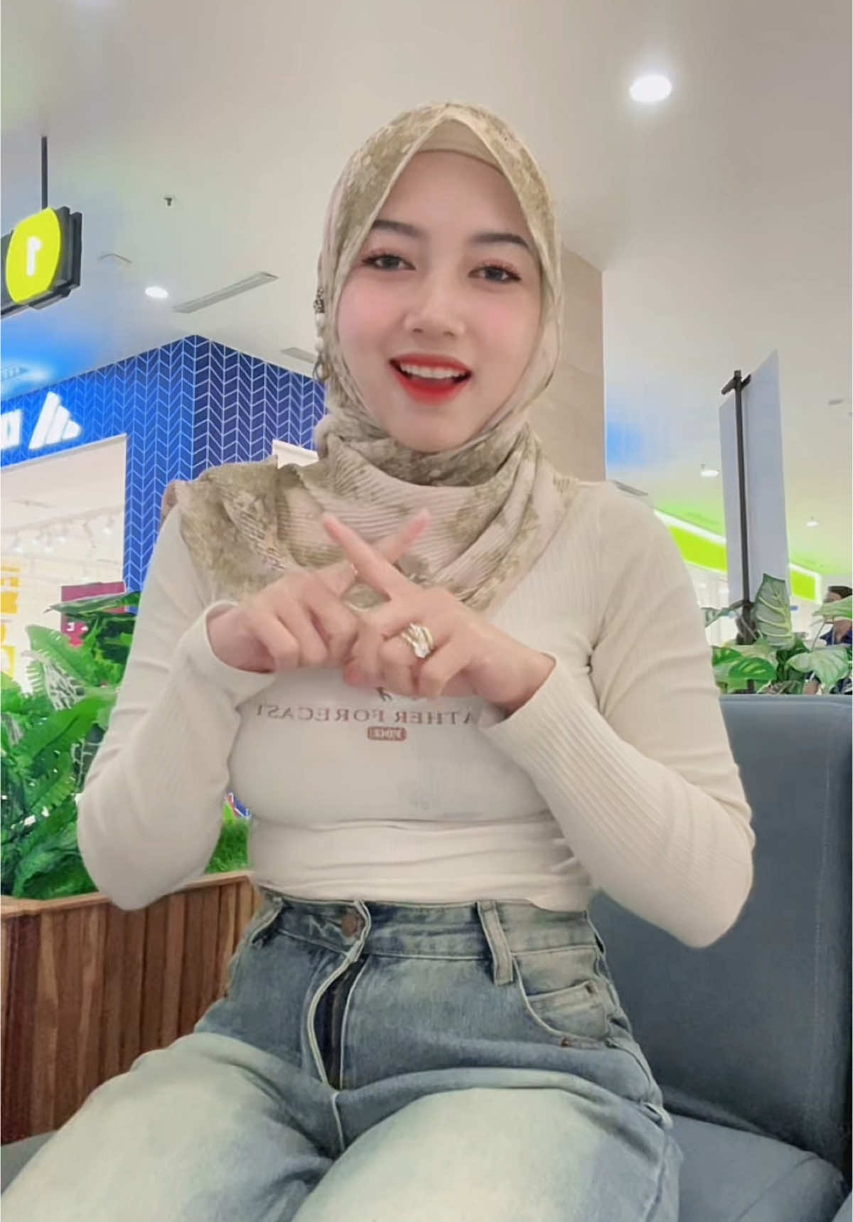 Hiii? #fyp #fypage #fypシ゚ #4u #fypシ゚viral🖤tiktok #tiktokviral 