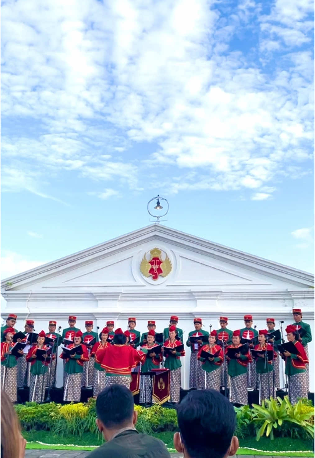 ciamik bgt pokonya 🤩✨  -Acapella Yogyakarta Royal Choir. #yogyakarta #acapella #eventjogja #orchestra #fyp 
