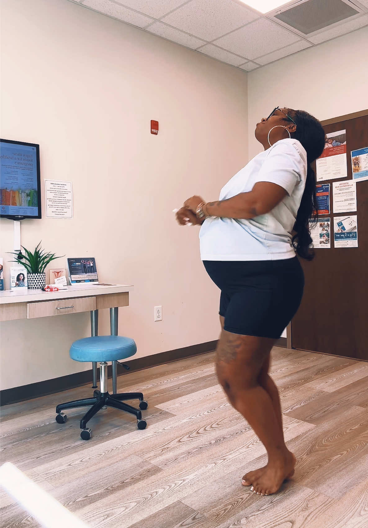 Finish line is that you I see 👀🤸🏾‍♀️🤣😭 #fyp #fypシ #trending #viral #charleston #laughs #comedy #pregnant #girlmom #boymom #csection #induction #almostdone #funny #shoot 