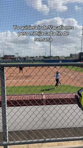 🥎🫠🤣 #viral #viralvideo #softballlife #selectball #softballmom 