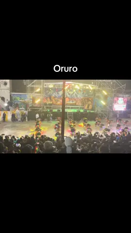 Con toda mi inspiración a tus pies deposito mi amor 🎶🎶🎶 #oruro #bolivia🇧🇴tiktok #boliviana🇧🇴 #comprasyventas 