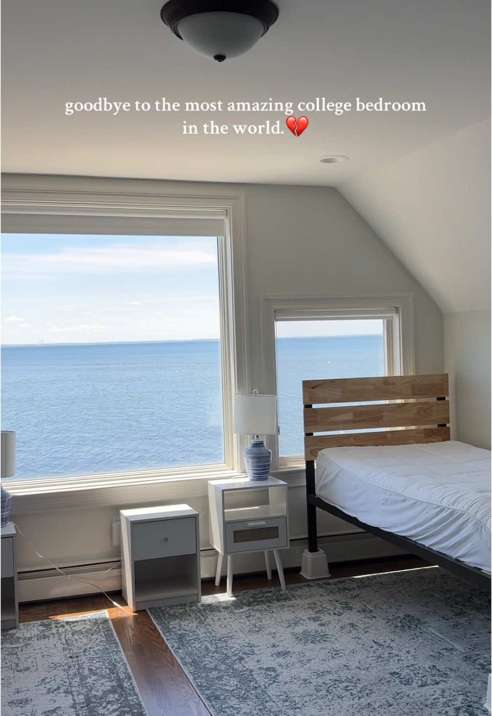 will never forget my special LB room and sleepovers with @Carooomags every night💙  #fairfieldu #seniors #grads #moveout #beachhouse #fairfieldct #senioryear #college 